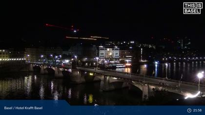 Basel: Middle Bridge, Basel - Martinskirche - Rhine Promenade - Pfalz - Basel Minster - Peterskirche - Wettsteinbrücke - Universität Basel - Spalentor