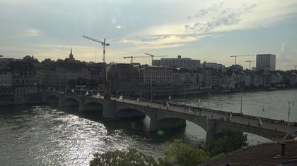 Basel: Middle Bridge, Basel - Martinskirche - Rhine Promenade - Pfalz - Basel Minster - Peterskirche - Wettsteinbrücke - Universität Basel - Spalentor