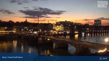 Basel: Middle Bridge, Basel - Martinskirche - Rhine Promenade - Pfalz - Basel Minster - Peterskirche - Wettsteinbrücke - Universität Basel - Spalentor