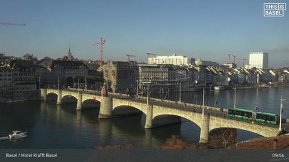 Basel: Middle Bridge, Basel - Martinskirche - Rhine Promenade - Pfalz - Basel Minster - Peterskirche - Wettsteinbrücke - Universität Basel - Spalentor