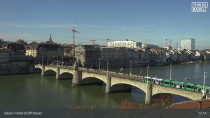 Basel: Middle Bridge, Basel - Martinskirche - Rhine Promenade - Pfalz - Basel Minster - Peterskirche - Wettsteinbrücke - Universität Basel - Spalentor