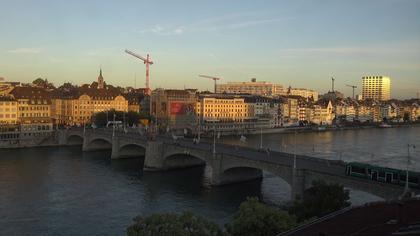 Basel: Middle Bridge, Basel - Martinskirche - Rhine Promenade - Pfalz - Basel Minster - Peterskirche - Wettsteinbrücke - Universität Basel - Spalentor