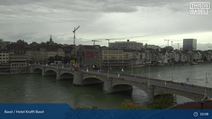 Basel: Middle Bridge, Basel - Martinskirche - Rhine Promenade - Pfalz - Basel Minster - Peterskirche - Wettsteinbrücke - Universität Basel - Spalentor