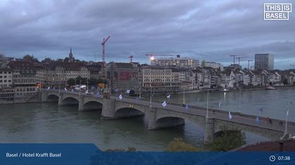 Basel: Middle Bridge, Basel - Martinskirche - Rhine Promenade - Pfalz - Basel Minster - Peterskirche - Wettsteinbrücke - Universität Basel - Spalentor