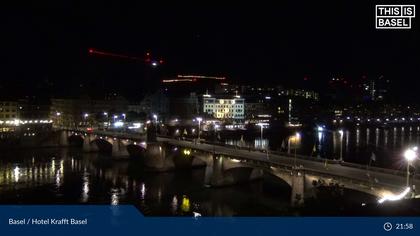 Basel: Middle Bridge, Basel - Martinskirche - Rhine Promenade - Pfalz - Basel Minster - Peterskirche - Wettsteinbrücke - Universität Basel - Spalentor