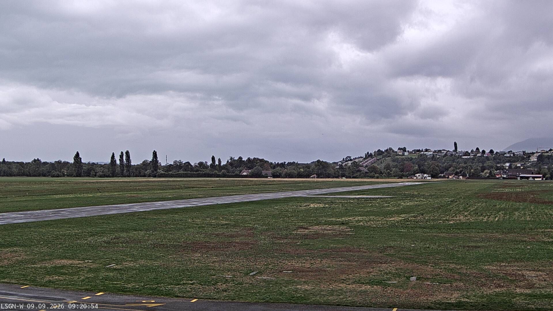 Milvignes › Süden: Aérodrome Neuchâtel