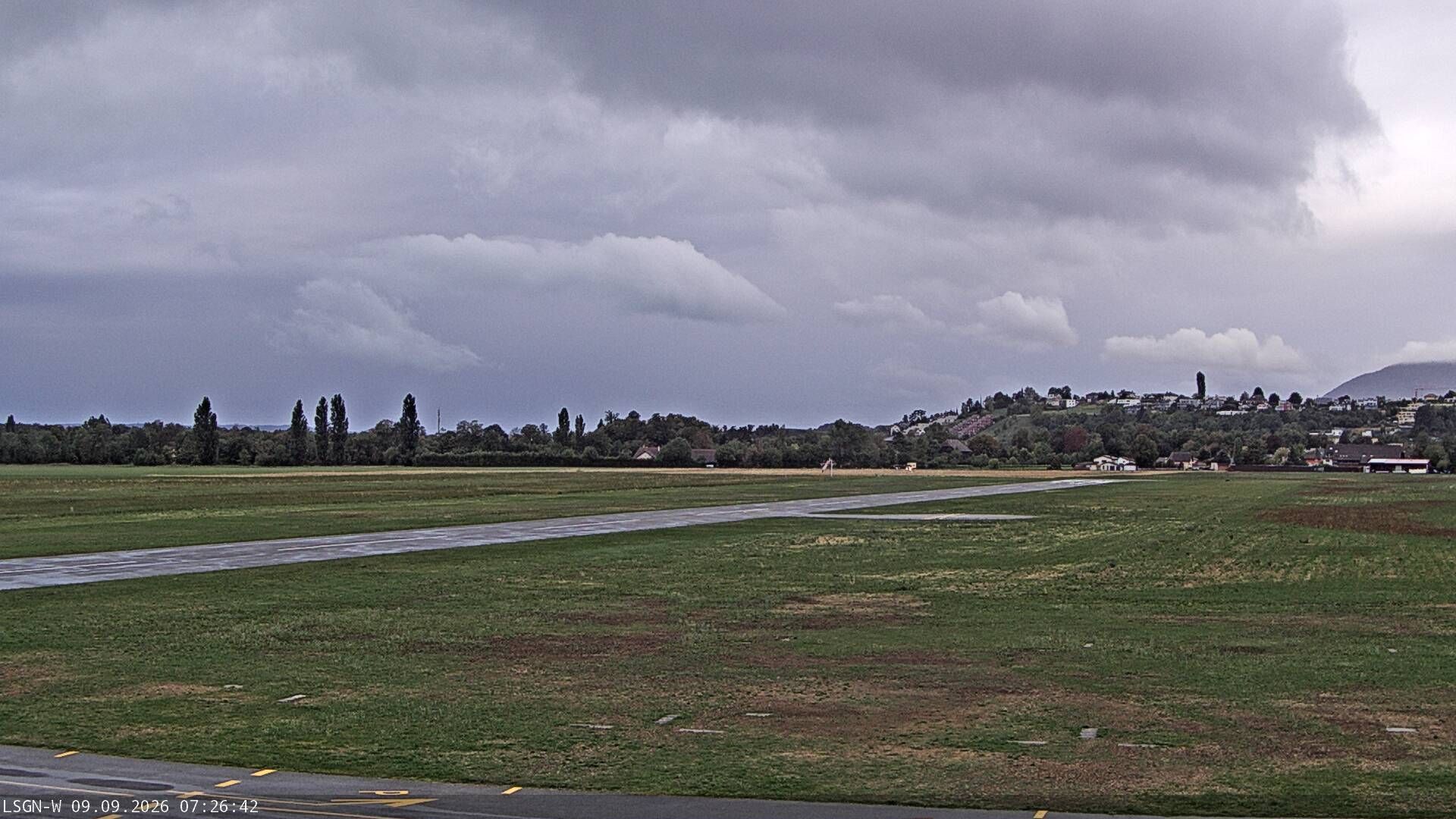 Milvignes › Süden: Aérodrome Neuchâtel