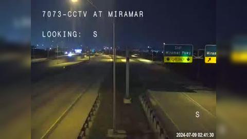 Traffic Cam Miramar: I-75 SB N of