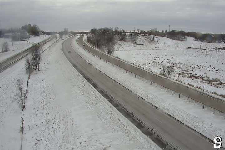 Traffic Cam Hazelwood: I-35 NB (MP 72.3)