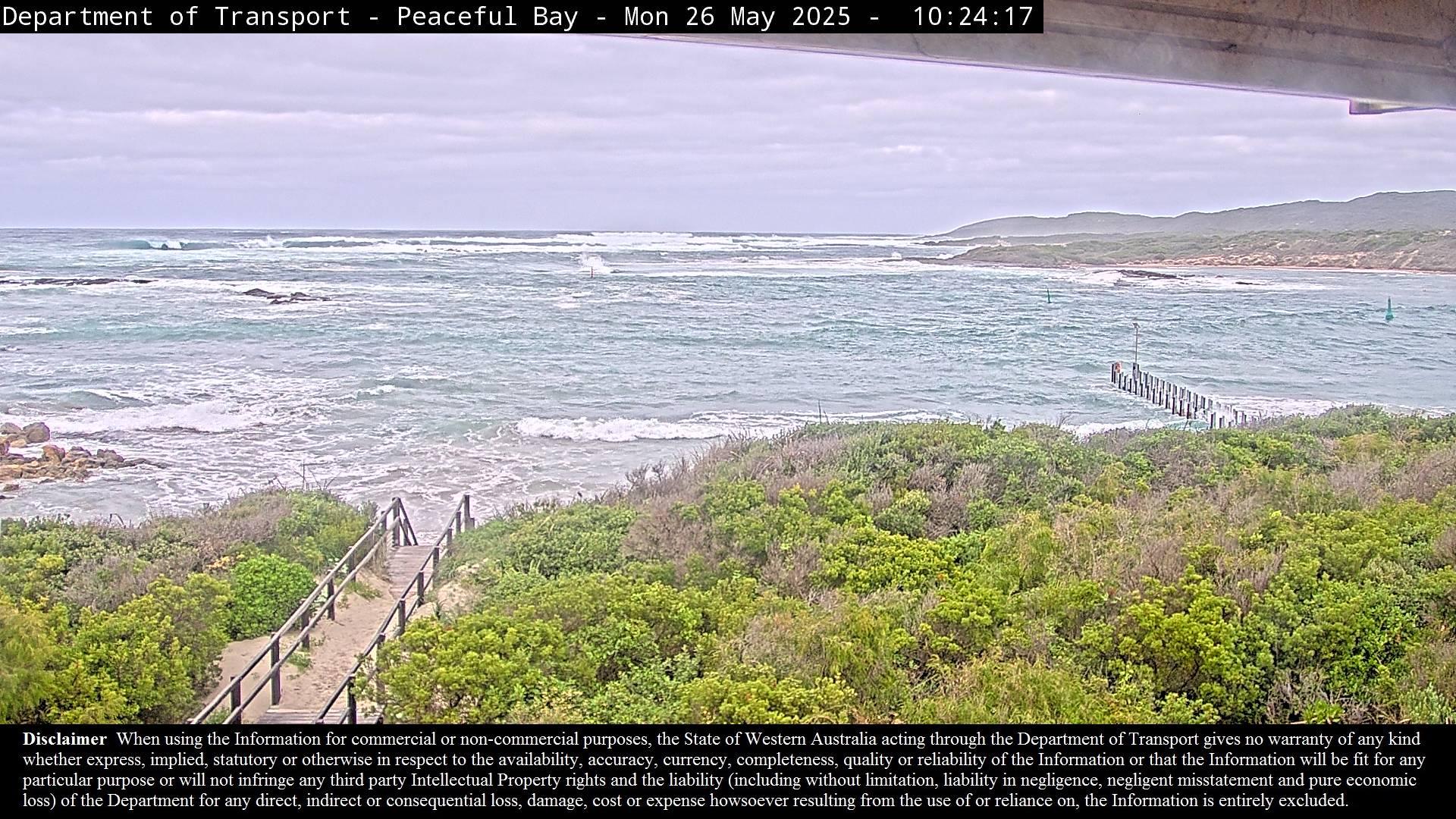 Peaceful Bay Surf Cam