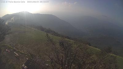 immagine della webcam nei dintorni di Cerreto Laghi: webcam Schia Monte Caio