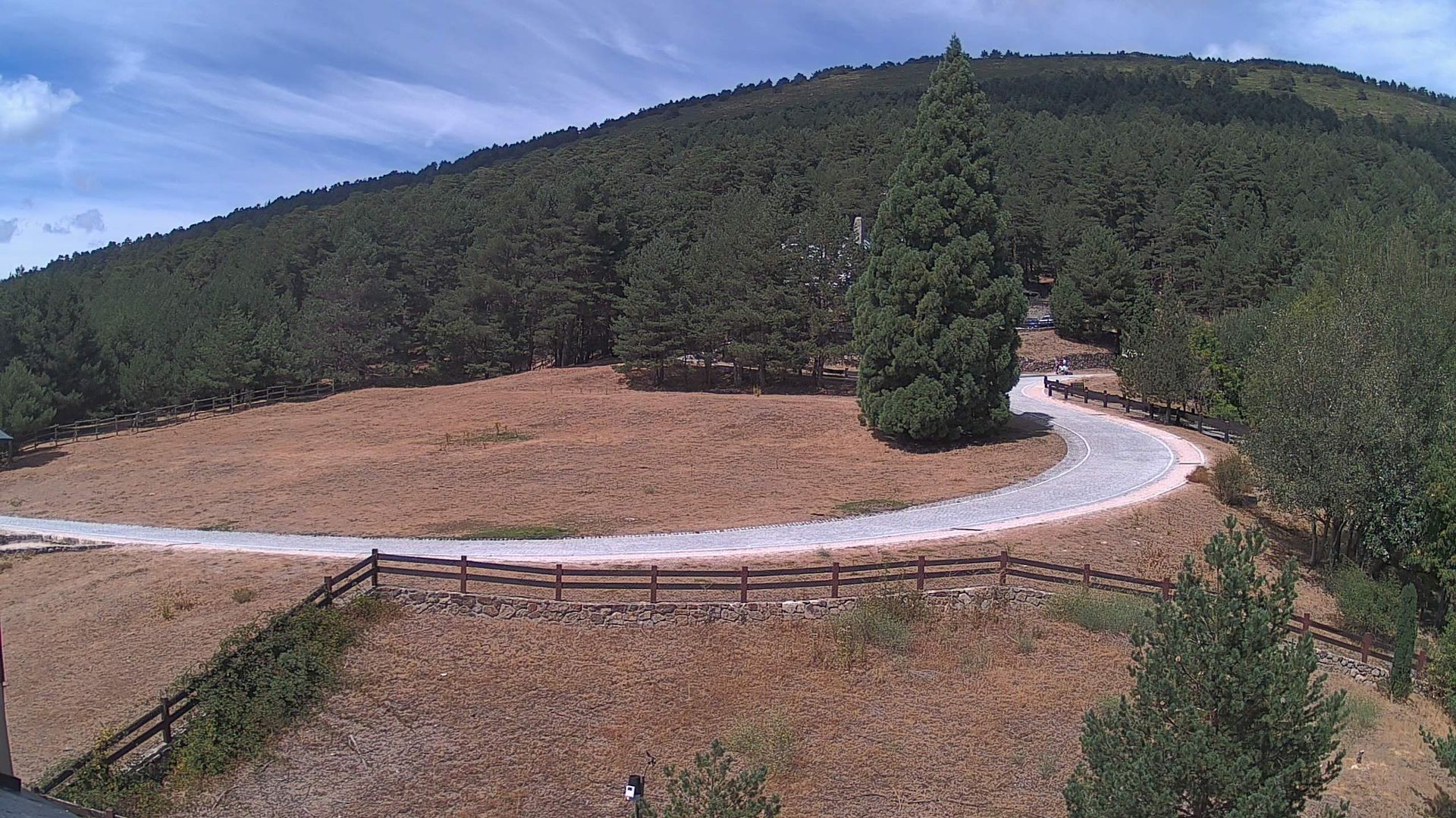 Traffic Cam Rascafria › South-West: Puerto de Cotos