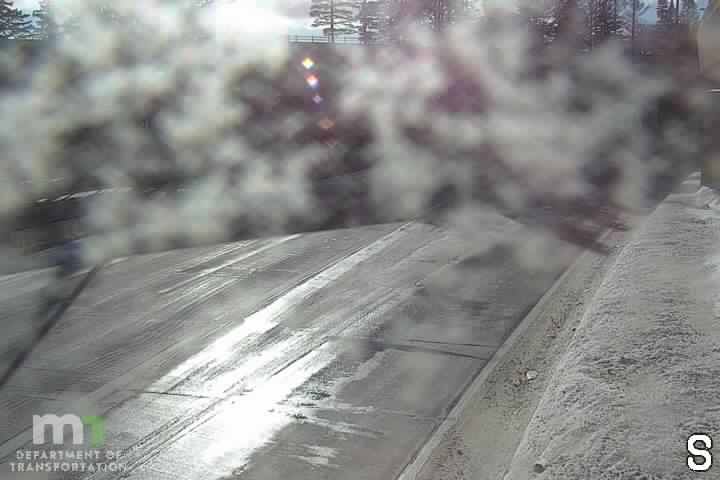 Traffic Cam Duluth: I-35: I-35 SB @ Lake Pl