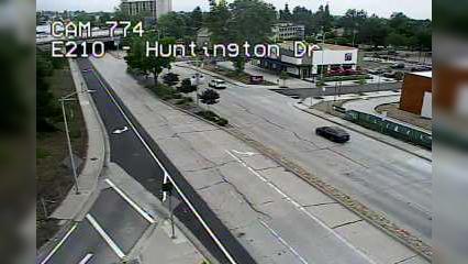 Traffic Cam Monrovia › East: Camera 774 :: E210 - HUNTINGTON AVE: PM 32.88