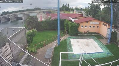 Tageslicht webcam ansicht von Kaisermühlen: AFSA Freestyle Waterramp − Donauinsel