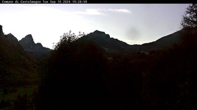 immagine della webcam nei dintorni di Aisone: webcam Castelmagno