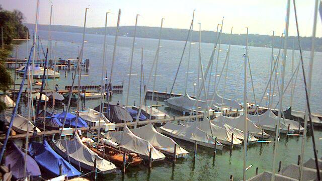 Traffic Cam Possenhofen: Yacht-Club Possenhofen e.V. - Lake Starnberg