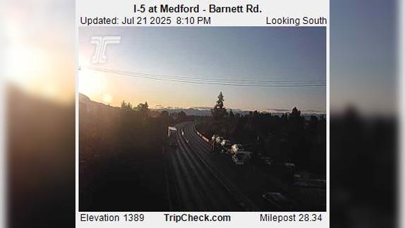 Traffic Cam Medford: I-5 at - Barnett Rd
