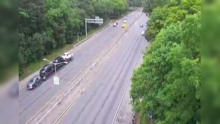 Traffic Cam New York › South: I-295 at 48th Avenue