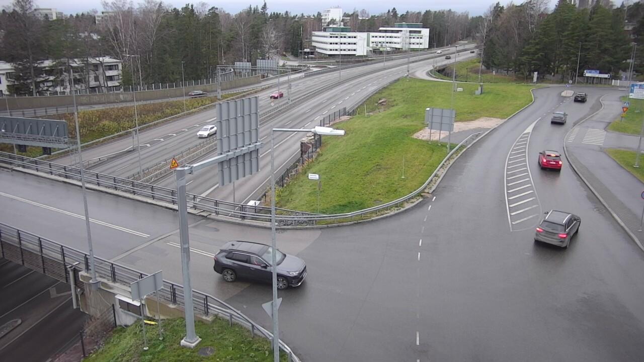 Traffic Cam Espoo: Tie 101 - Miestentie