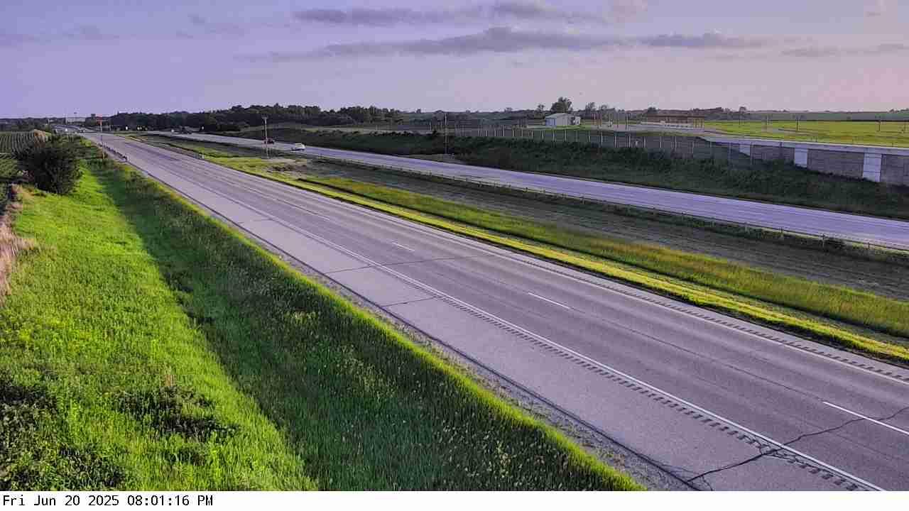 Traffic Cam Rochester: US 63: U.S.63 (Stewartville - MP 32): U.S.63 (Stewartville - MP 32) View
