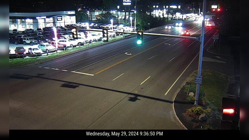 Traffic Cam Meadowbrook: US-1 Bypass Coakley