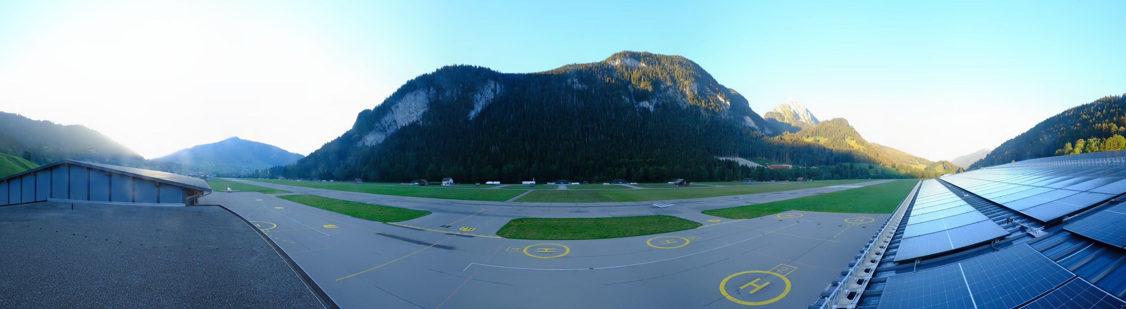 Saanen: Gstaad Airport