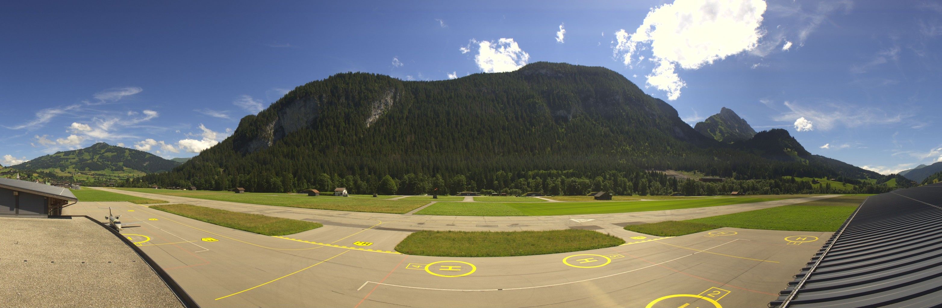 Saanen: Gstaad Airport