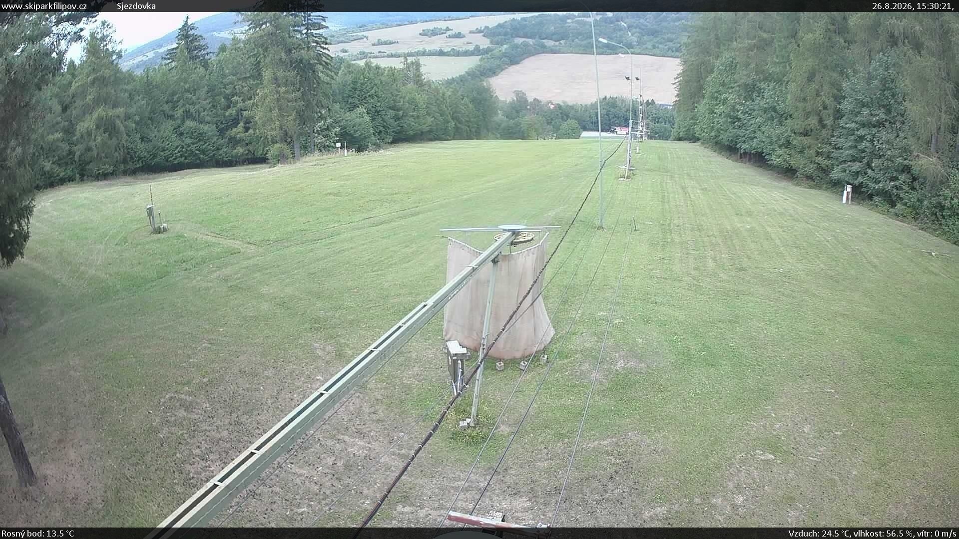 Traffic Cam Javornik: Ski Center Filipov