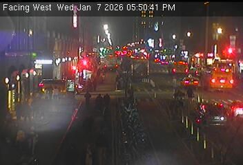 Traffic Cam Manhattan Community Board 6: 8 Avenue @ 49 Street