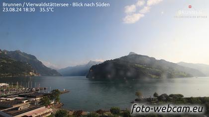 Ingenbohl: Brunnen - Vierwaldstättersee - Blick nach Süden