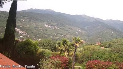 immagine della webcam nei dintorni di Vallecrosia: webcam Badalucco