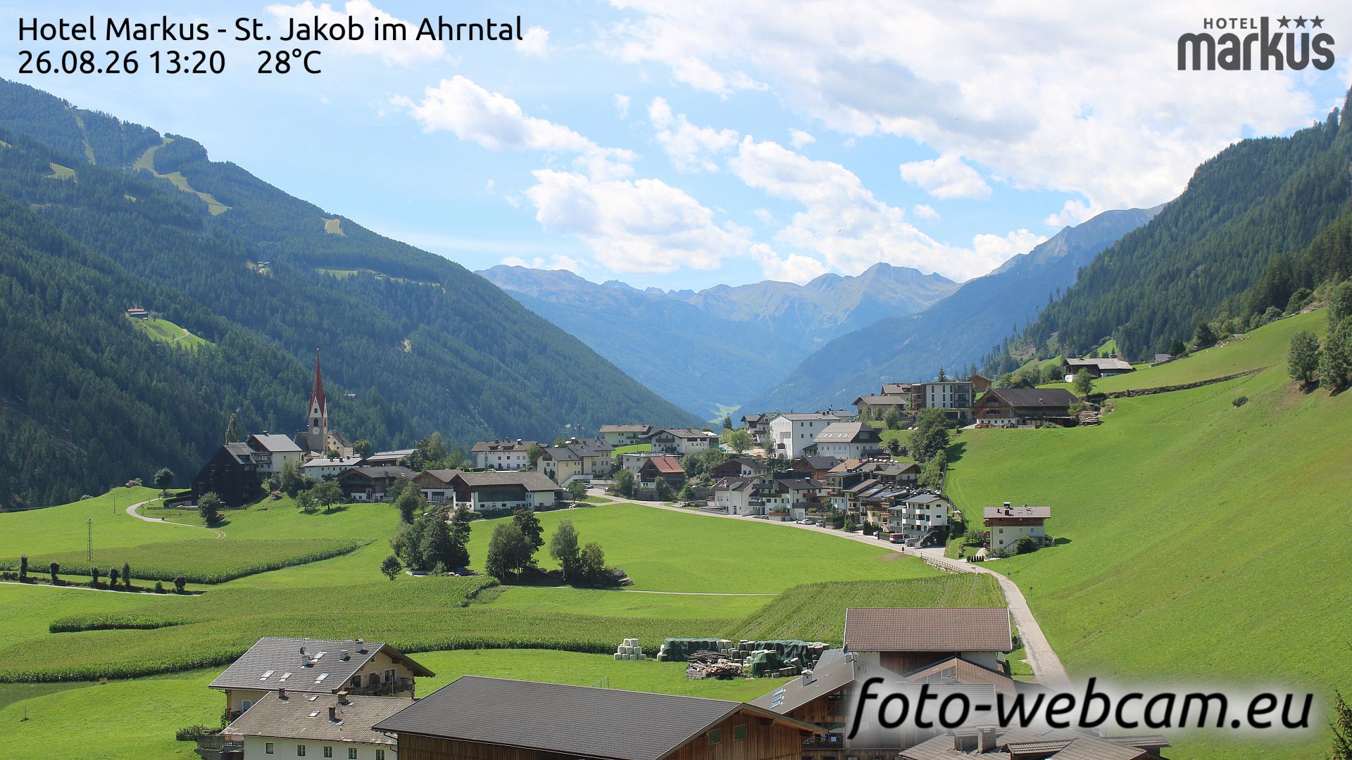 Traffic Cam Ahrntal - Valle Aurina: Hotel Markus - St. Jakob im