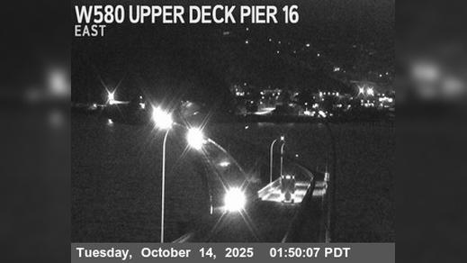 Traffic Cam San Quentin › West: TVR10 -- I-580 : Upper Deck Pier