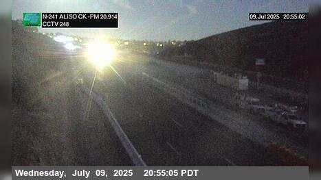 Traffic Cam Mission Viejo › North: SR-241 : 50 Meters South of El Toro Road Undercross