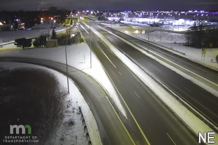 Traffic Cam Bloomington: I-494 WB @ T.H.77