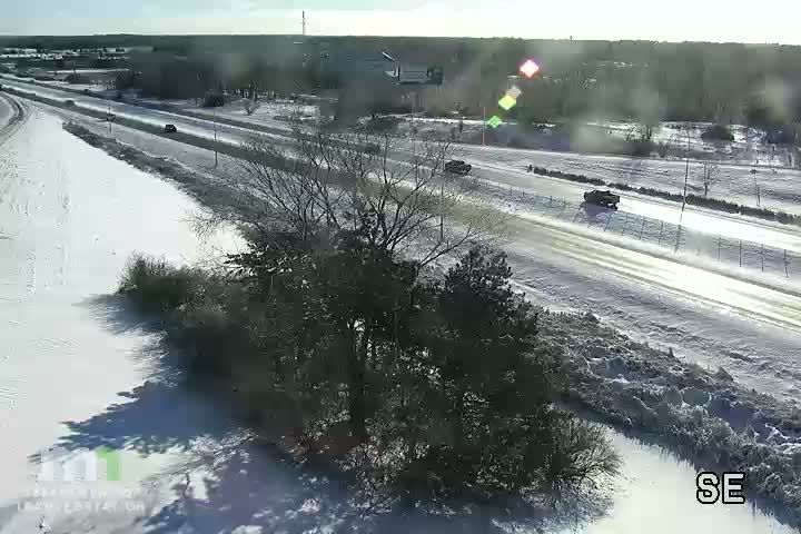 Traffic Cam Pine Springs: I-694 WB @ Century Ave