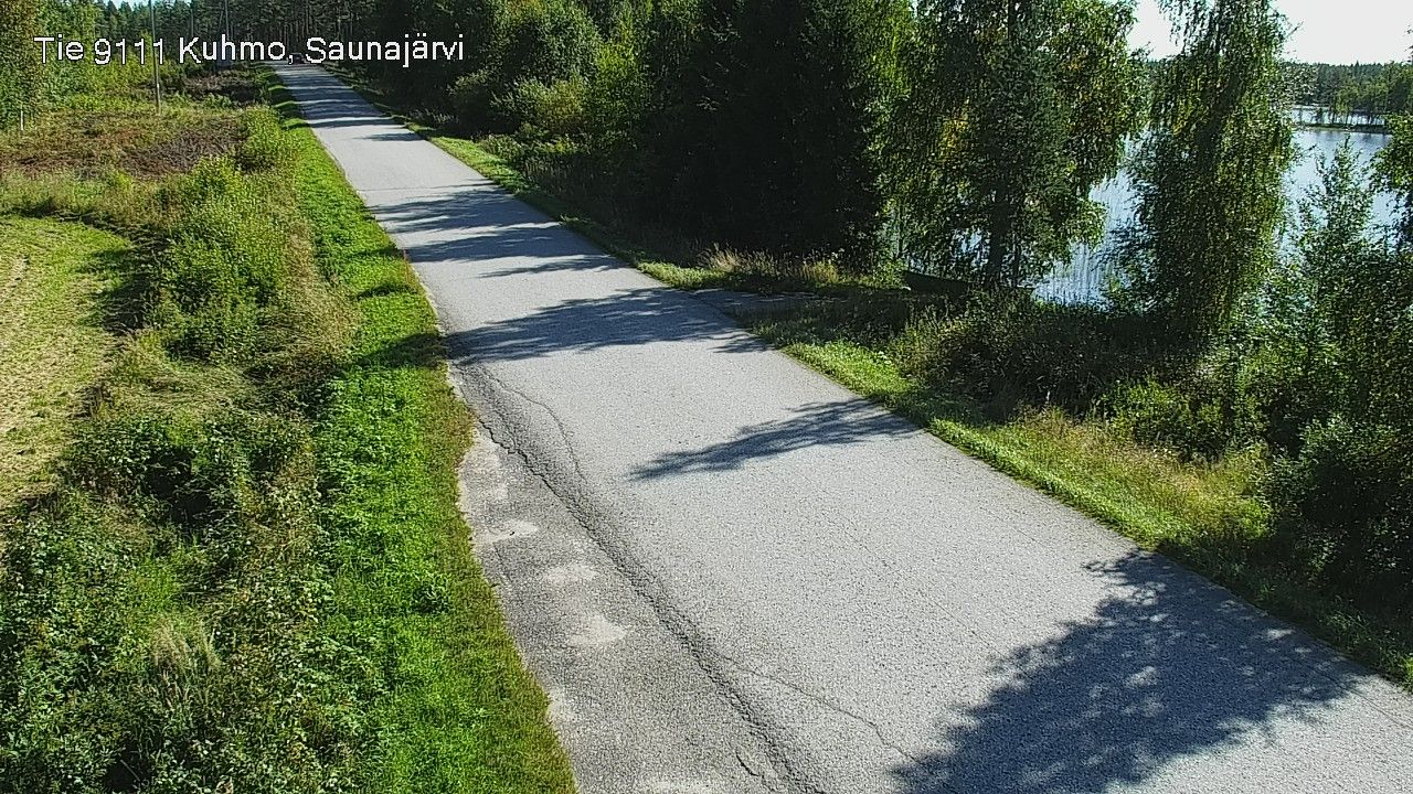 Traffic Cam Kuhmonniemi: Tie 9111 Kuhmo, Saunajärvi - Saunajärventie itään
