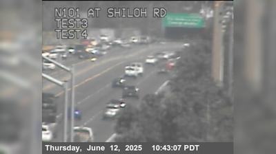 Traffic at US-101 and Shiloh Rd, Windsor