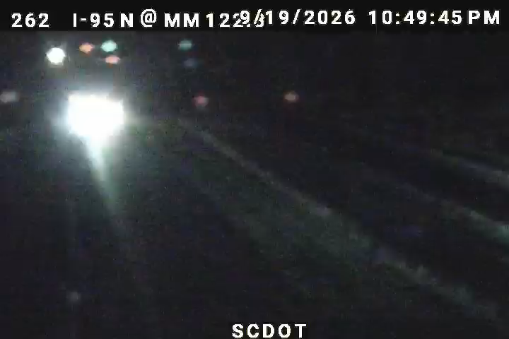 Traffic Cam Trinity Cross Roads: I-95 N @ MM 122.7