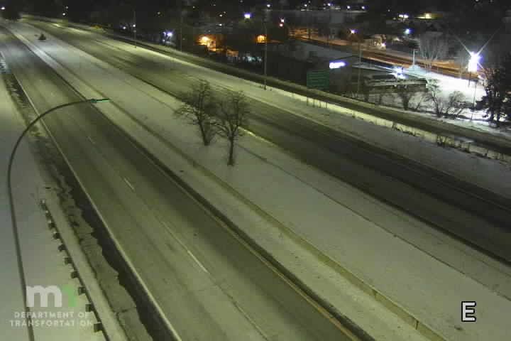 Traffic Cam St. Paul: I-35E: I-35E SB @ Victoria St