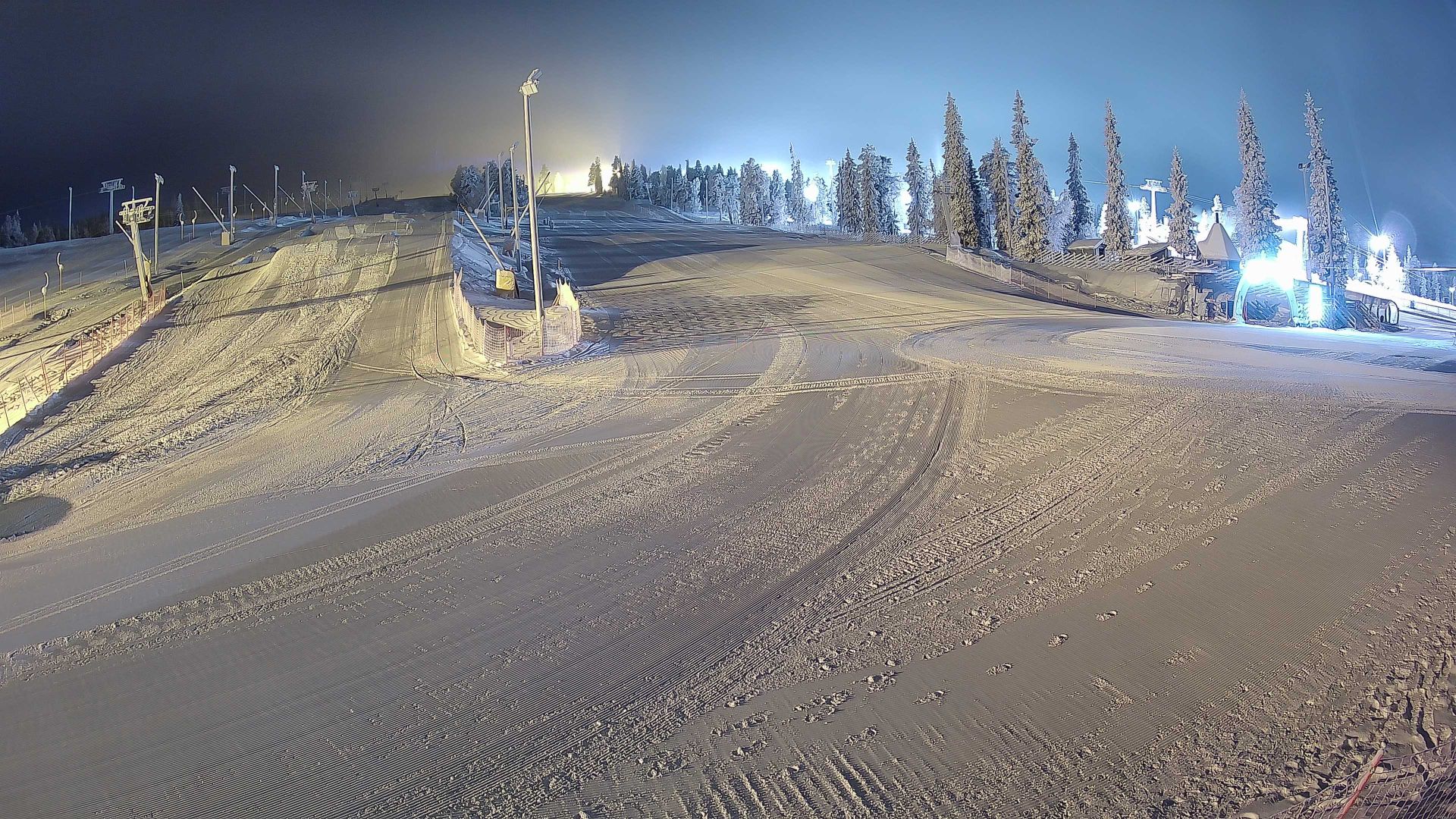 Traffic Cam Ruka: Park Junior