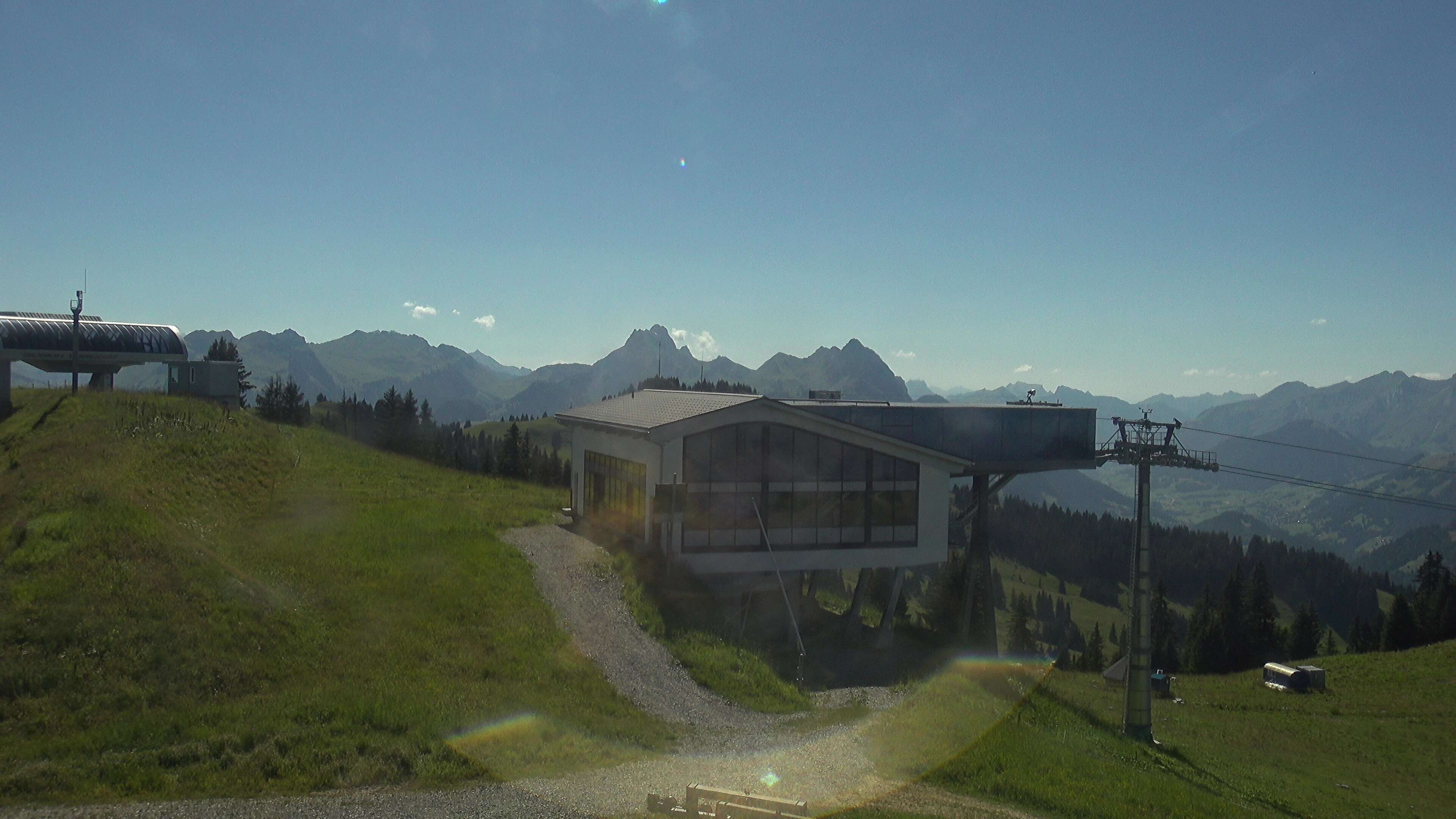 Saanenmöser: Gstaad - Saanerslochgrat, Bergstation