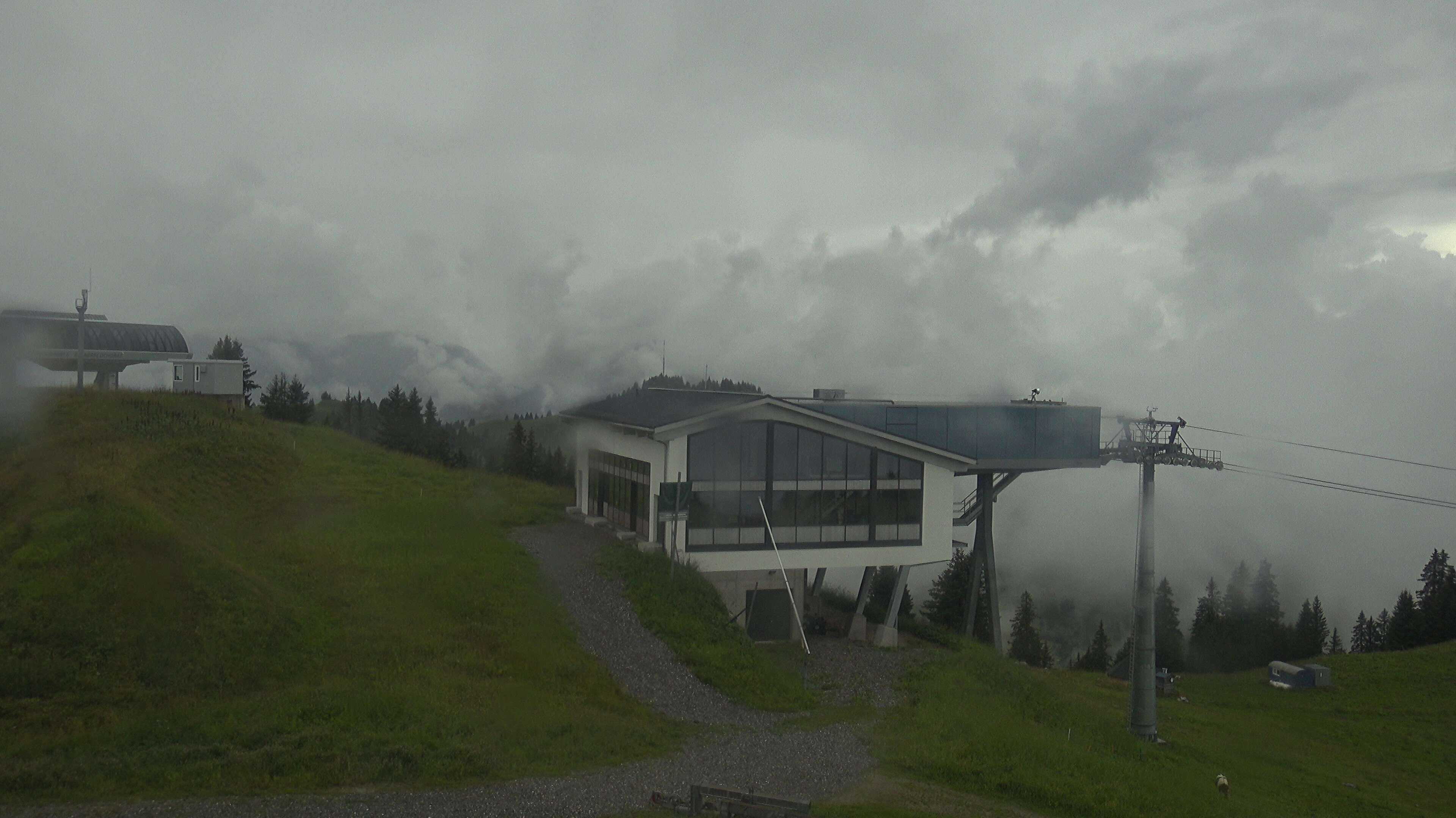 Saanenmöser: Gstaad - Saanerslochgrat, Bergstation