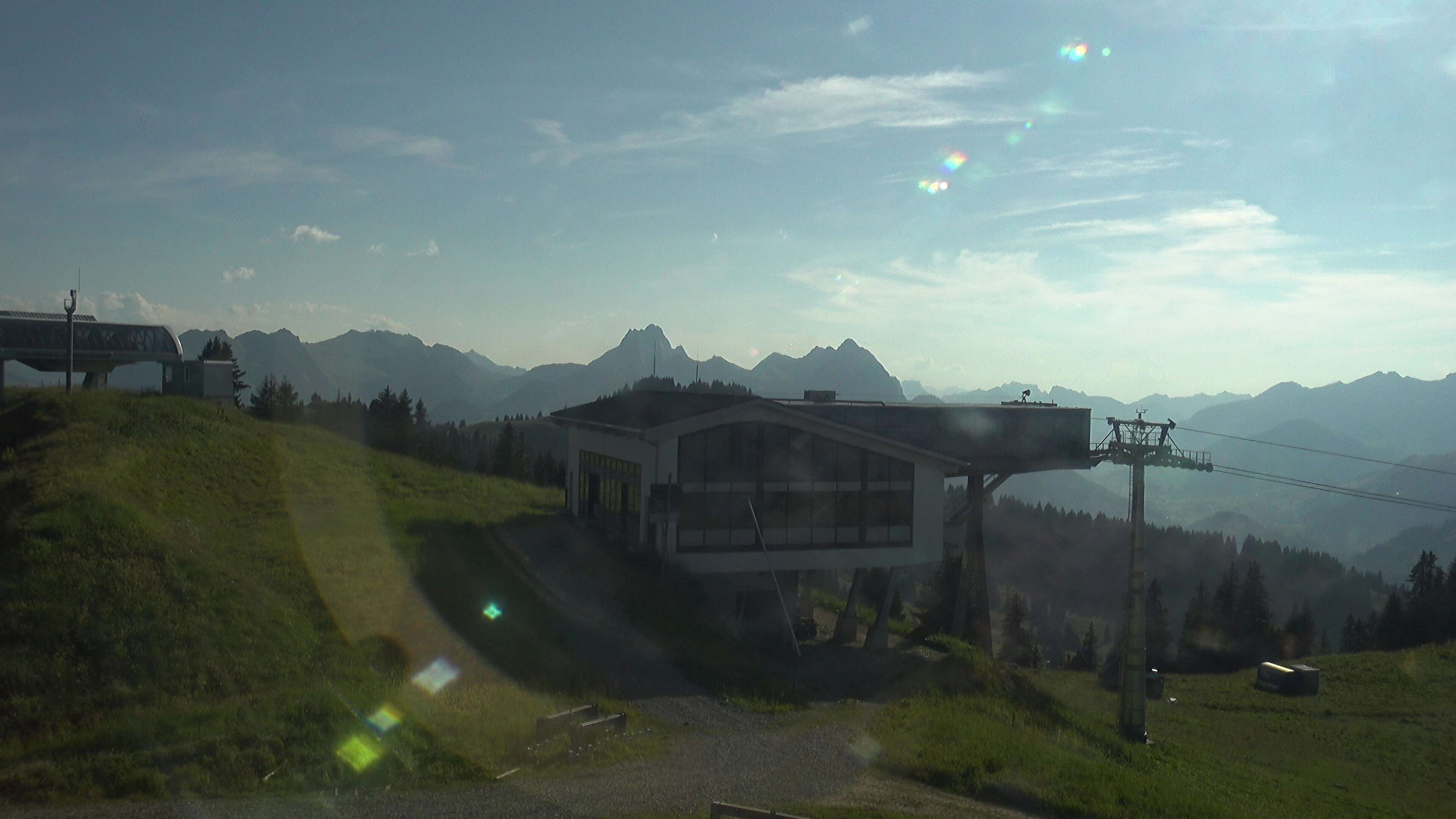 Saanenmöser: Gstaad - Saanerslochgrat, Bergstation