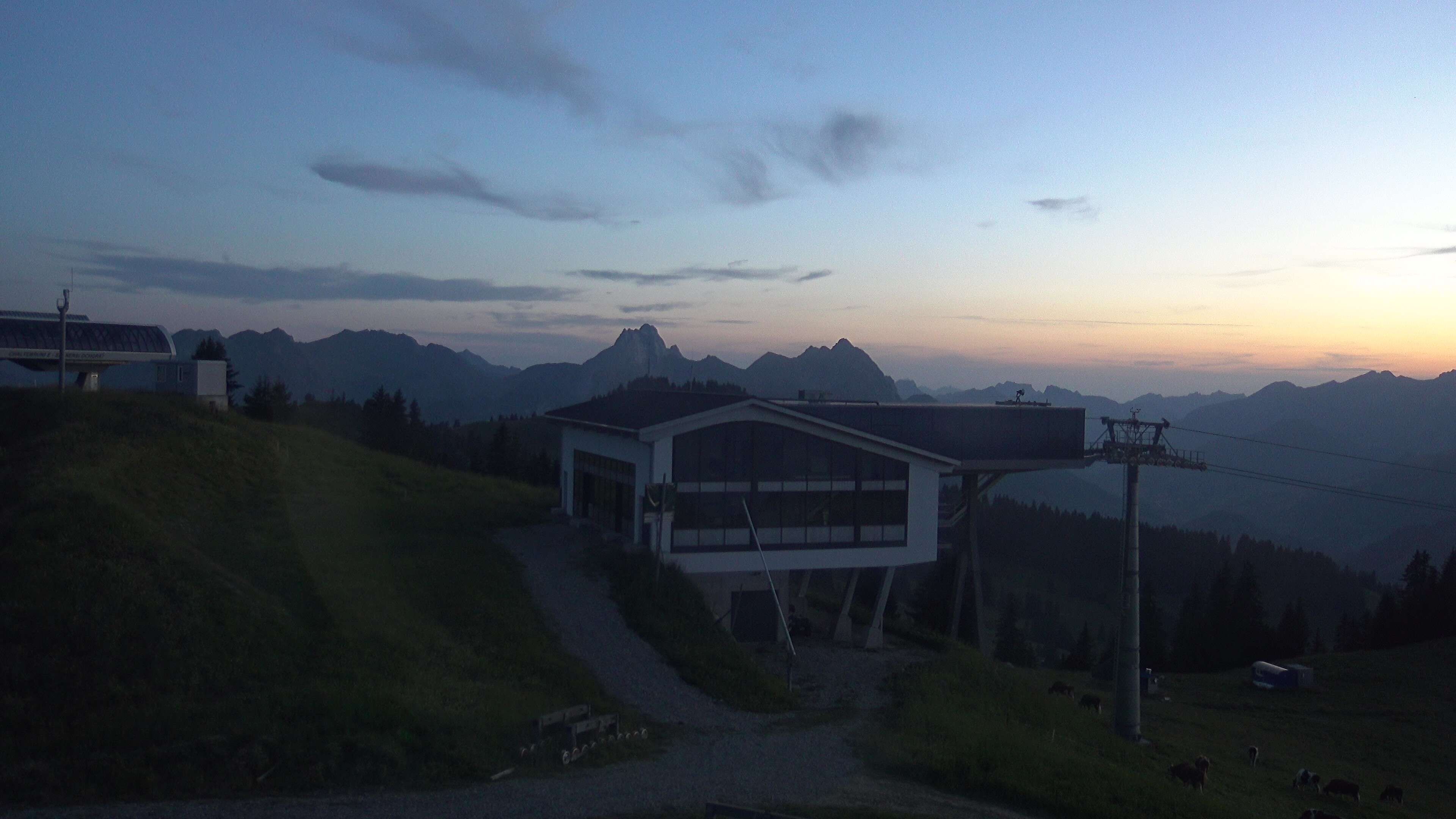 Saanenmöser: Gstaad - Saanerslochgrat, Bergstation