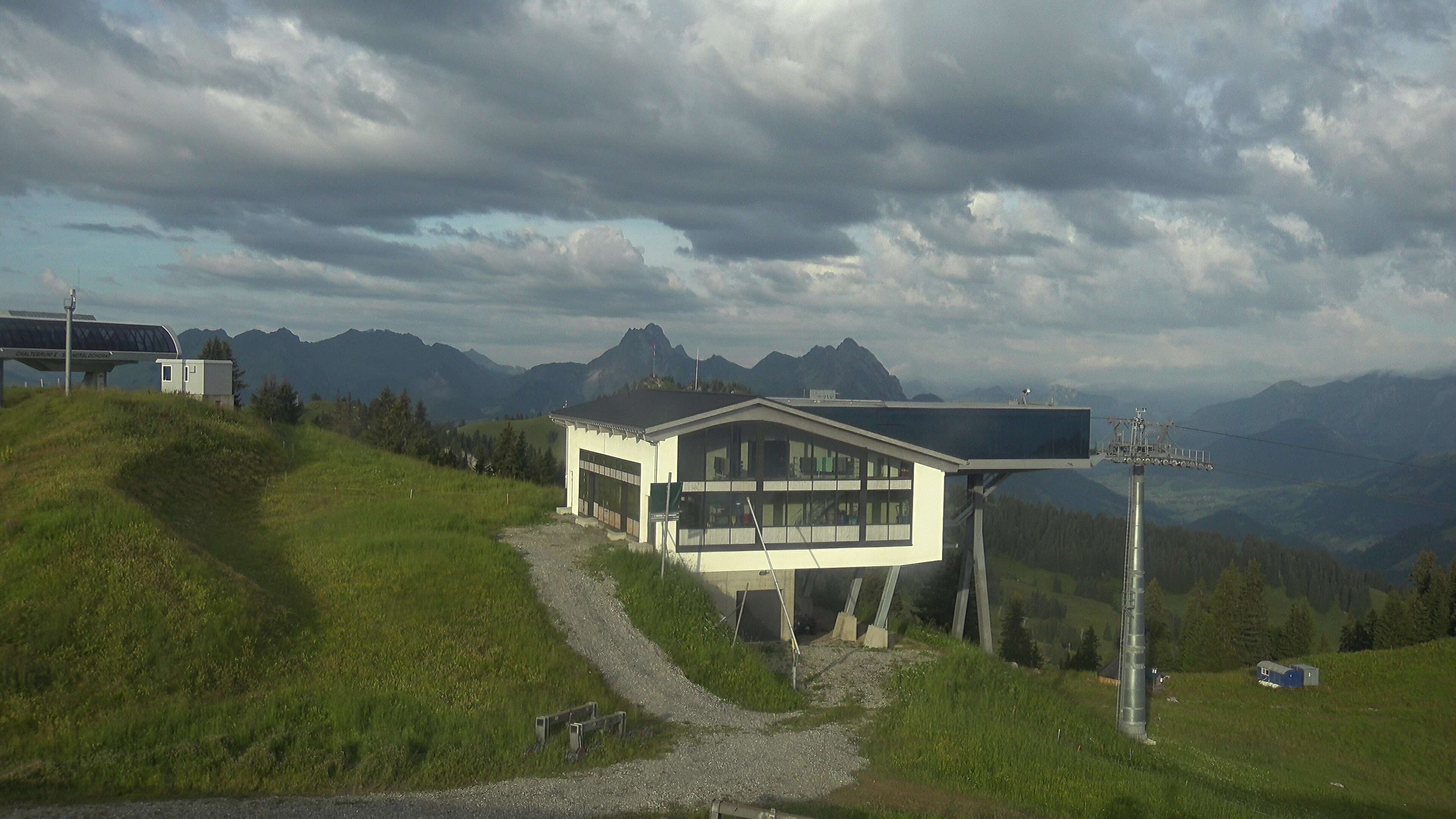 Saanenmöser: Gstaad - Saanerslochgrat, Bergstation