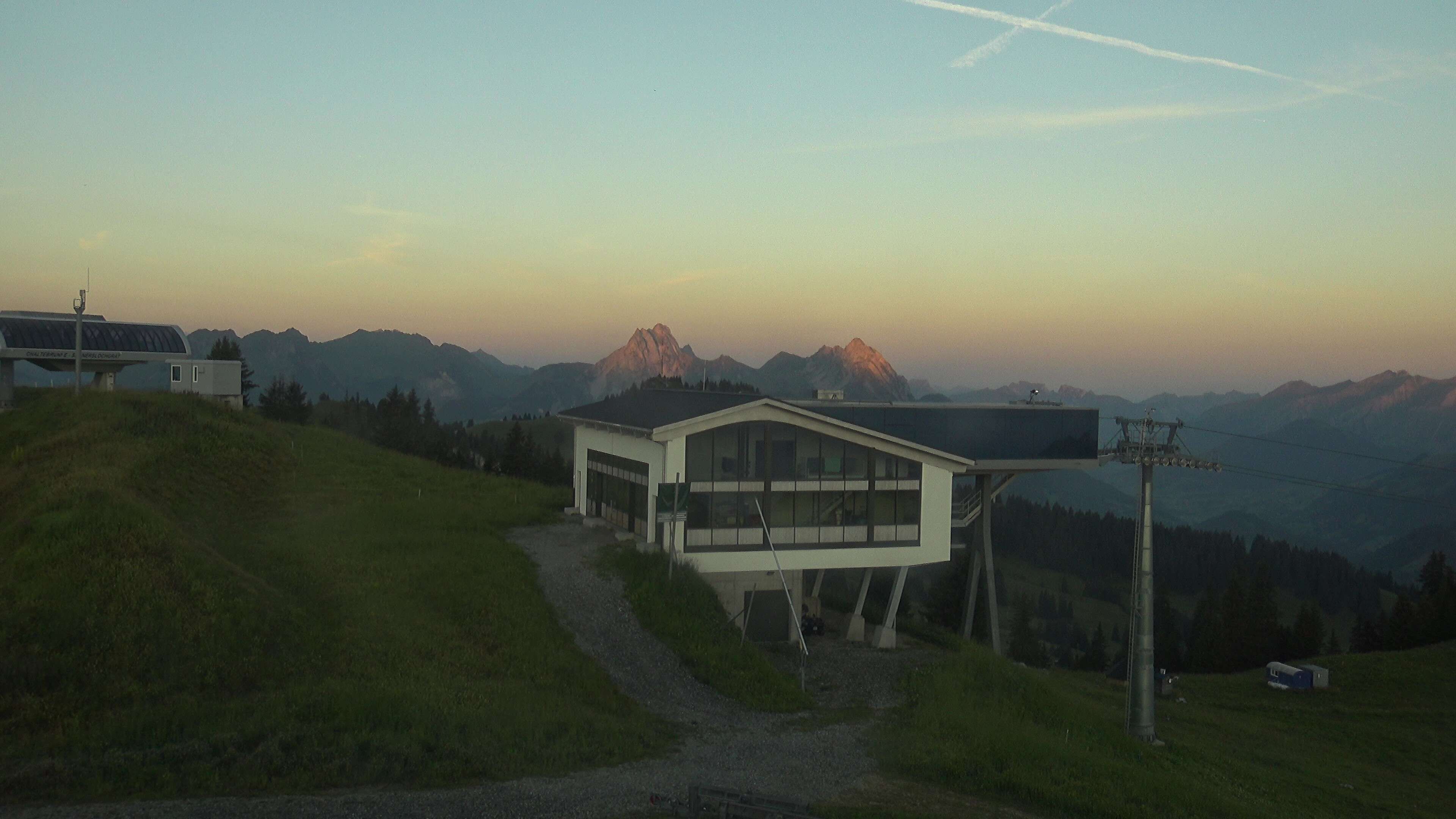 Saanenmöser: Gstaad - Saanerslochgrat, Bergstation