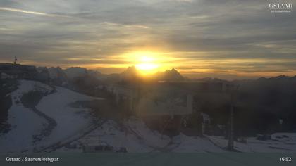 Saanenmöser: Gstaad - Saanerslochgrat, Bergstation