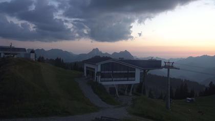 Saanenmöser: Gstaad - Saanerslochgrat, Bergstation